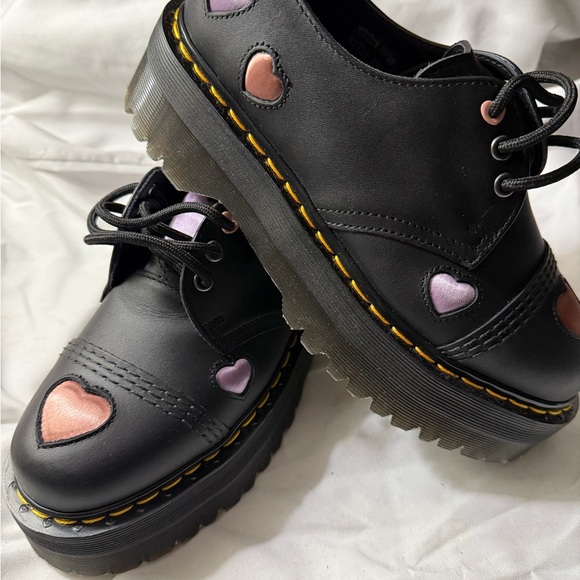 Dr Martens 1461 Quad Heart Women’s size 7 - Picture 3 of 9